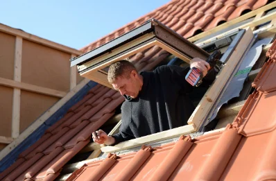 Pose de fenêtres de toit Velux à Nachamps